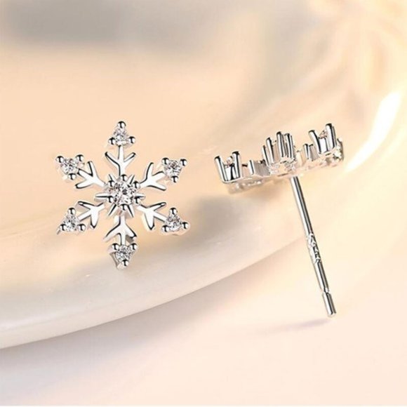 NEW 925 Sterling Silver Zircon Snowflake earring - Picture 3 of 4